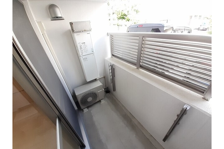 1K Apartment, Japan — image 12