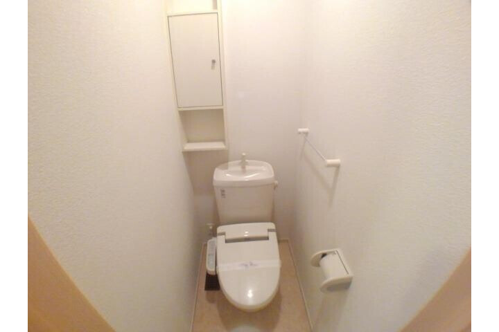 1LDK Apartment, Japan — image 9