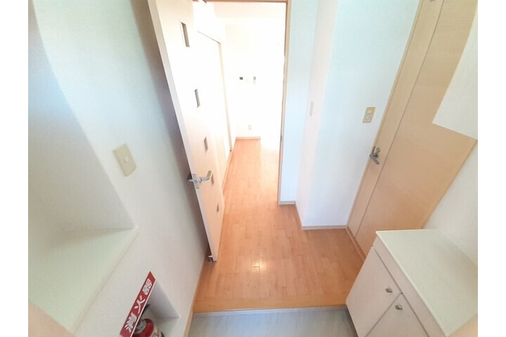 1LDK Apartment, Japan — image 12