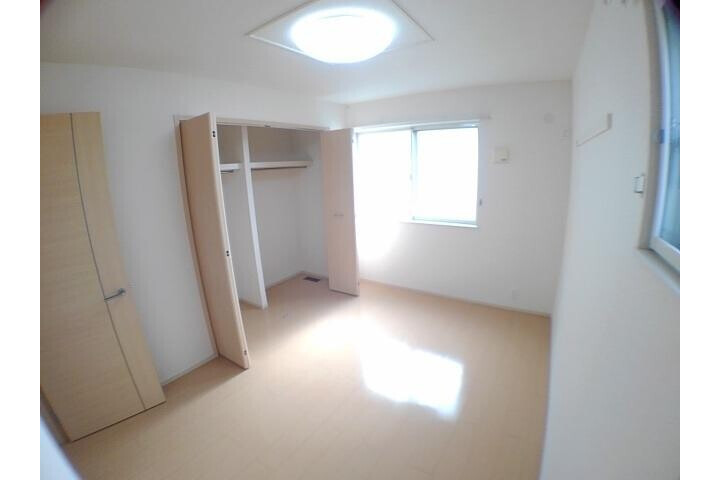 1LDK Apartment, Japan — image 2