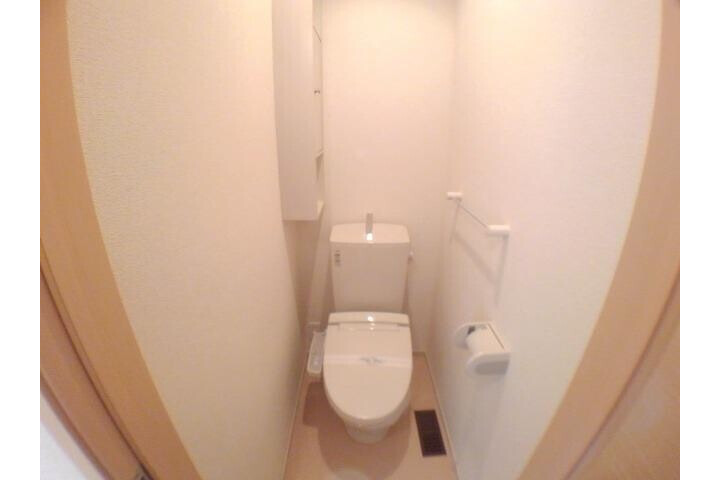 1LDK Apartment, Japan — image 9