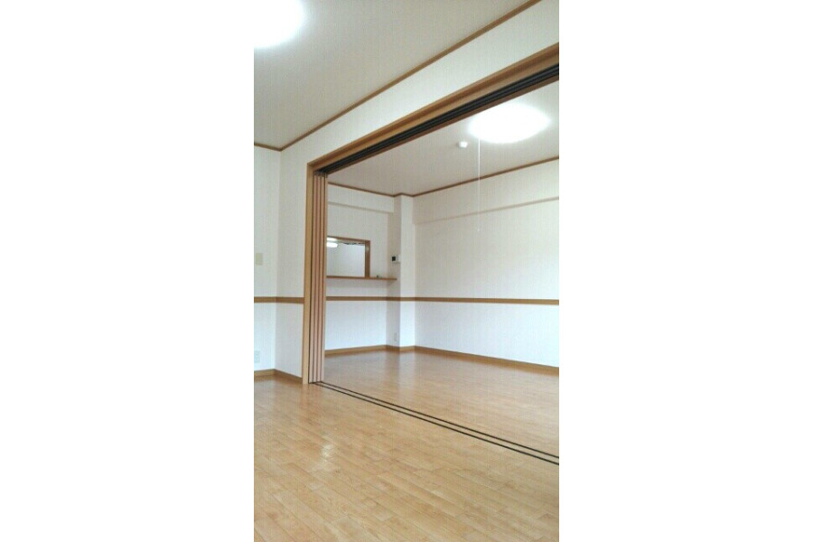 1LDK Apartment, Japan — image 3