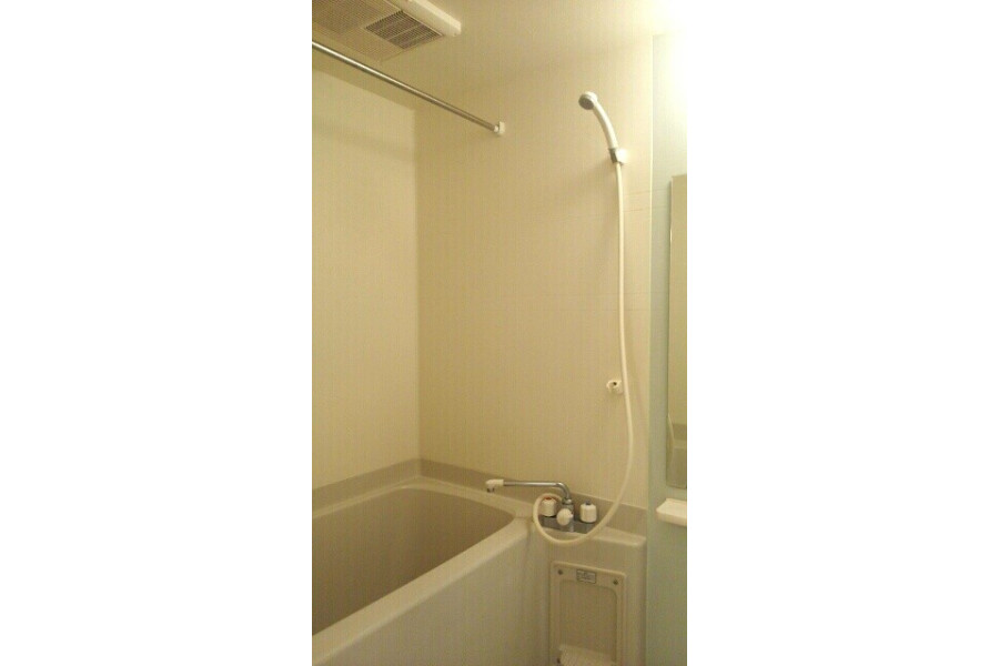 1LDK Apartment, Japan — image 8