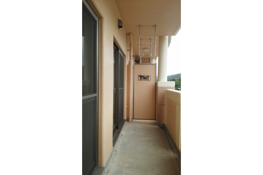1LDK Apartment, Japan — image 11