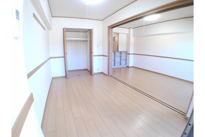 1LDK Apartment, Japan — image 4