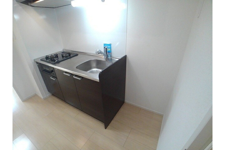 1K Apartment, Japan — image 6