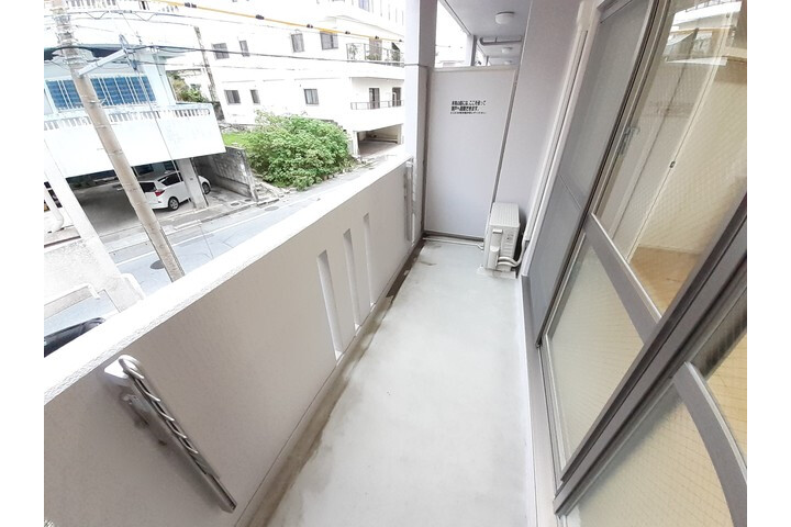 1K Apartment, Japan — image 12