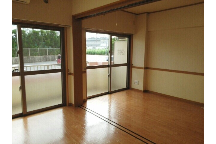 1LDK Apartment, Japan — image 2