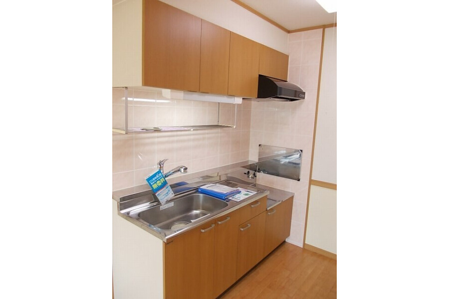 1LDK Apartment, Japan — image 5