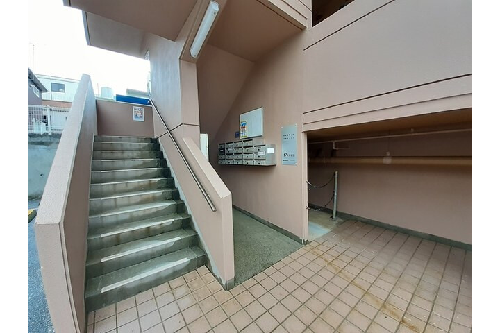 1K Apartment, Japan — image 13
