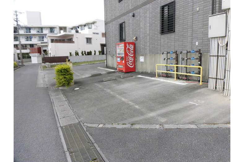 2DK Apartment, Japan — image 14