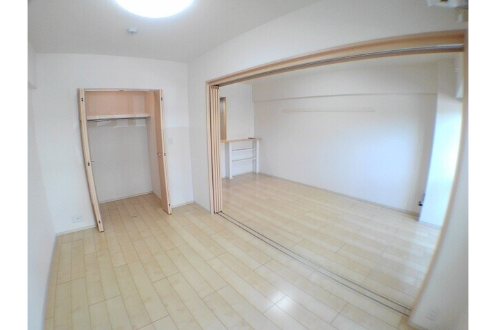 1LDK Apartment, Japan — image 2