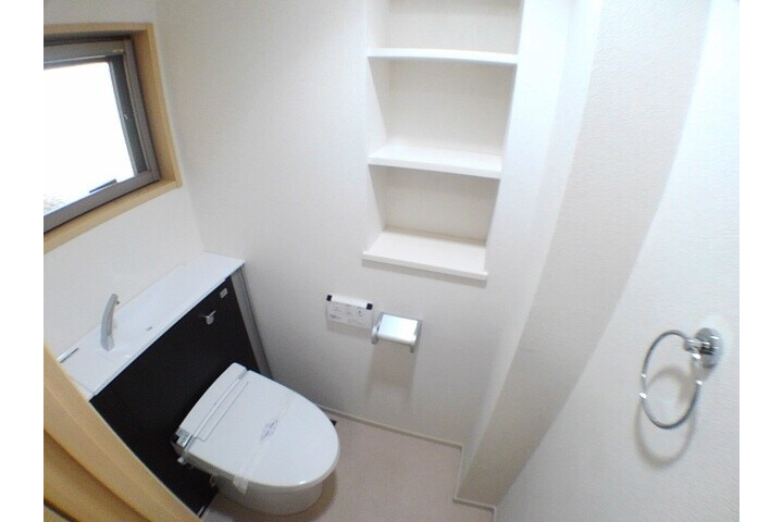 1LDK Apartment, Japan — image 8