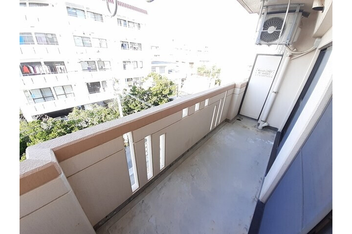 1LDK Apartment, Japan — image 12