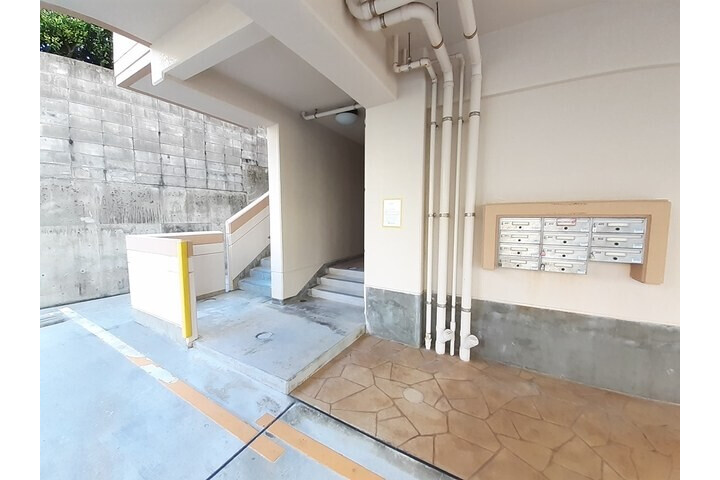1LDK Apartment, Japan — image 13