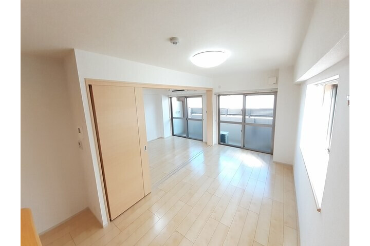 1LDK Apartment, Japan — image 4