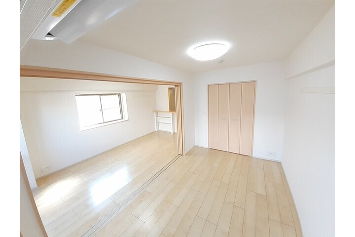 1LDK Apartment, Japan — image 6