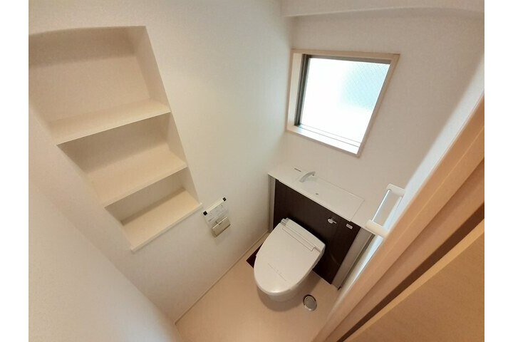 1LDK Apartment, Japan — image 9