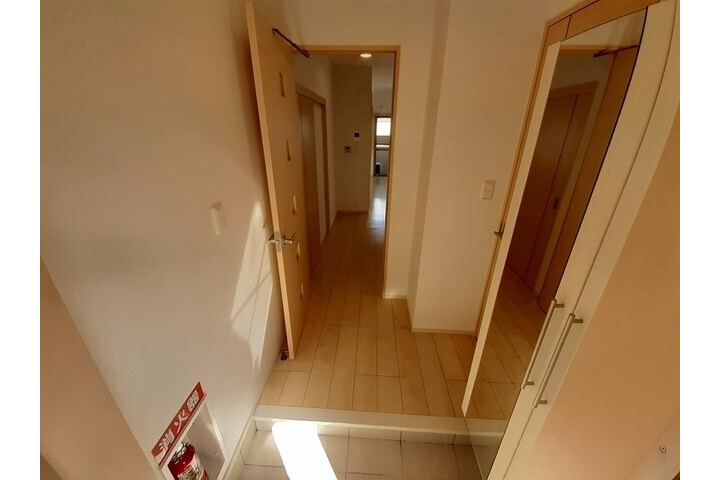 1LDK Apartment, Japan — image 11