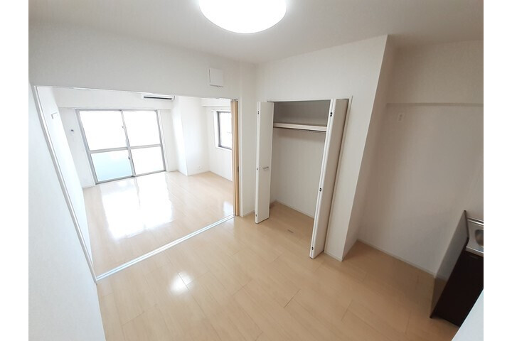 1DK Apartment, Japan — image 5
