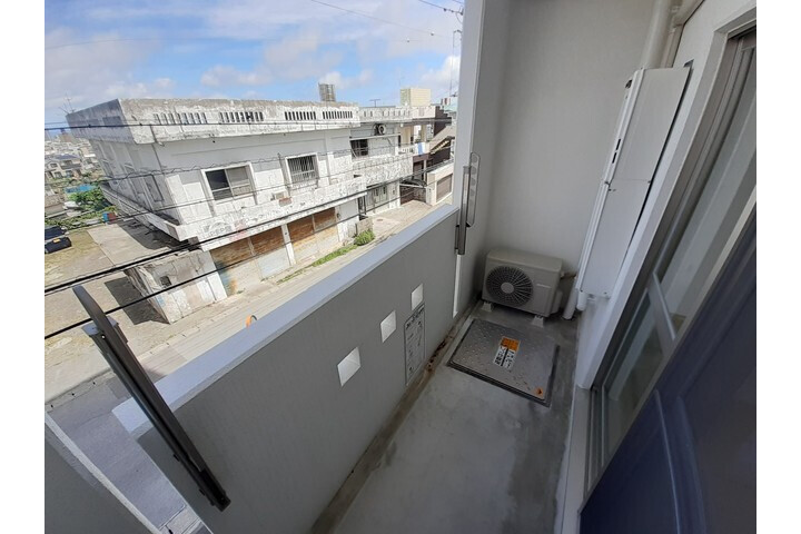 1DK Apartment, Japan — image 12