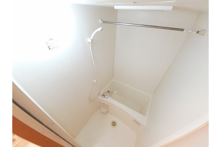 1R Apartment, Japan — image 6