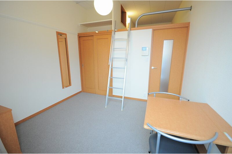1K Apartment, Japan — image 4
