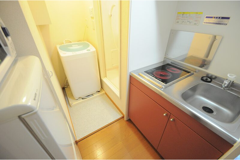 1K Apartment, Japan — image 9