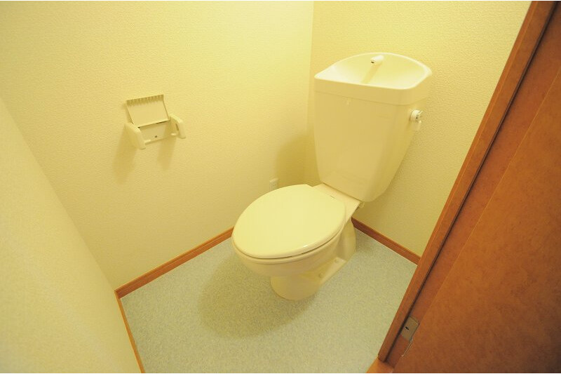 1K Apartment, Japan — image 12