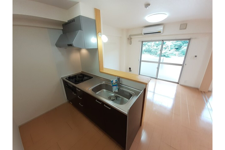 2LDK Apartment, Japan — image 6