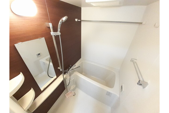 2LDK Apartment, Japan — image 8