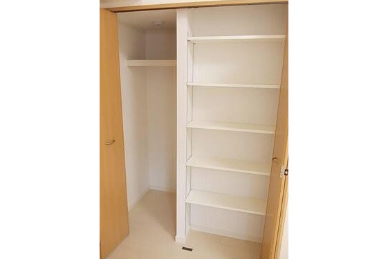3LDK Apartment, Japan — image 6