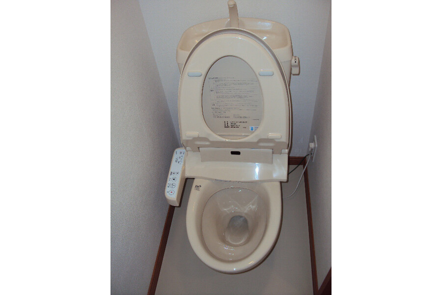 1K Apartment, Japan — image 7