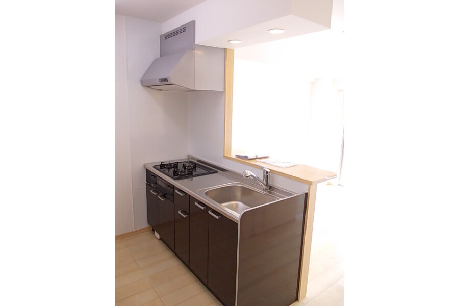 2LDK Apartment, Japan — image 7