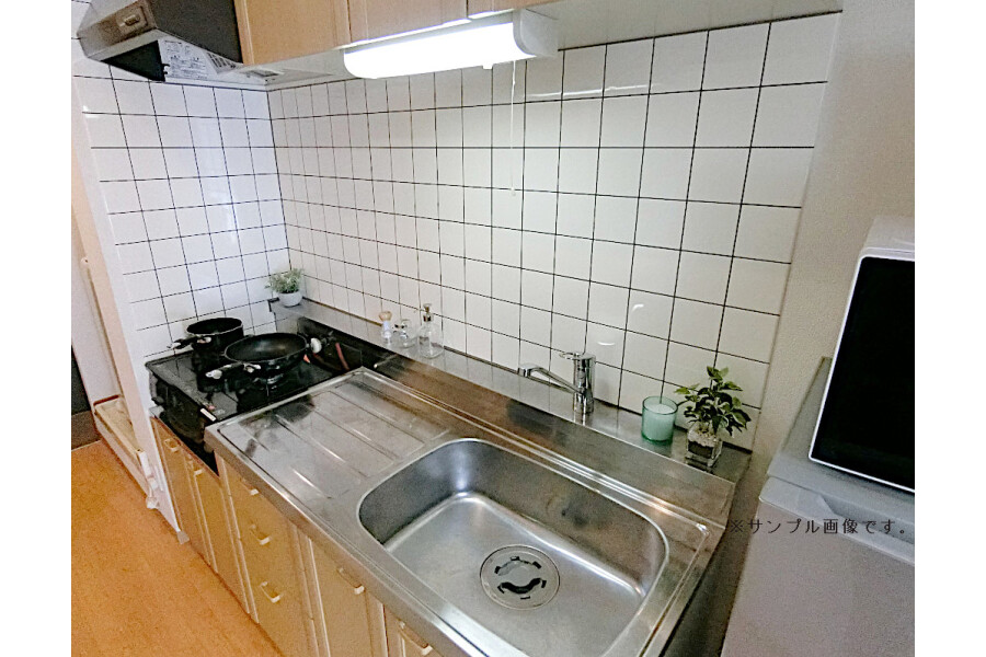 1K Apartment, Japan — image 4