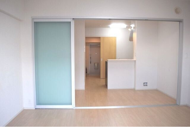1DK Apartment, Japan — image 2