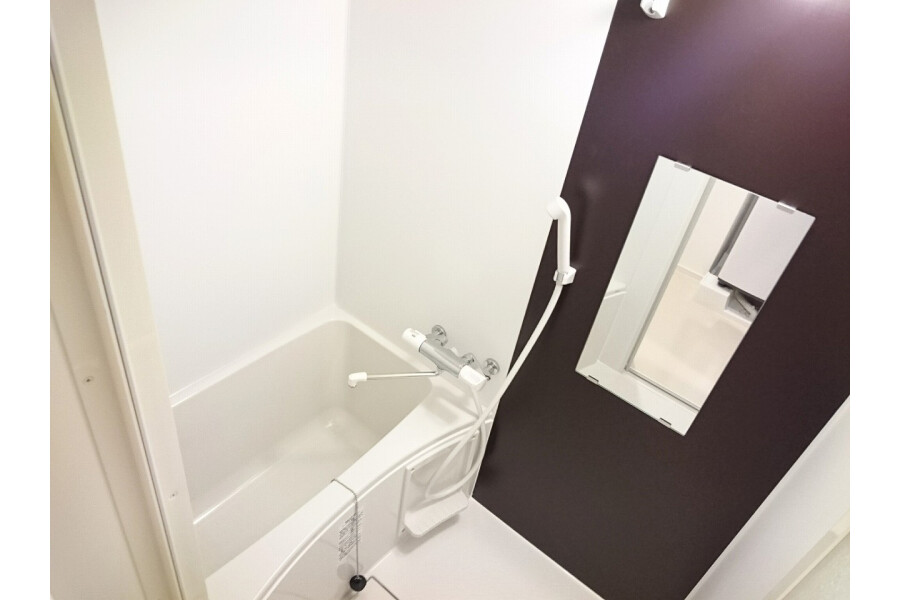 1K Apartment, Japan — image 8