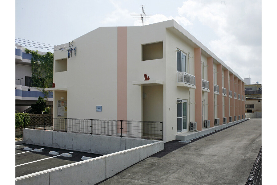 2LDK Apartment, Japan — image 12