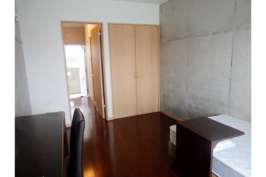 1K Apartment, Japan — image 3