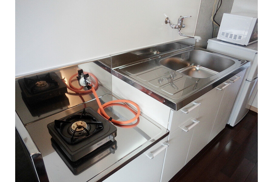 1K Apartment, Japan — image 4