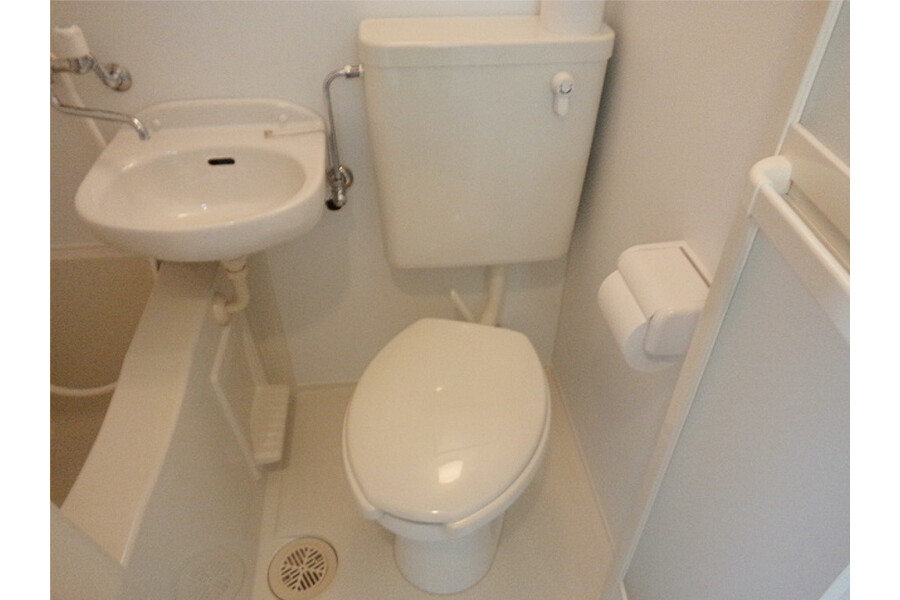 1K Apartment, Japan — image 6