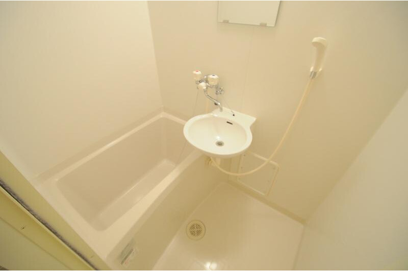 1K Apartment, Japan — image 4