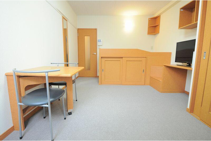 1K Apartment, Japan — image 2