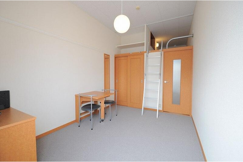 1K Apartment, Japan — image 2
