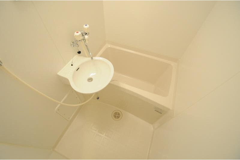 1K Apartment, Japan — image 8