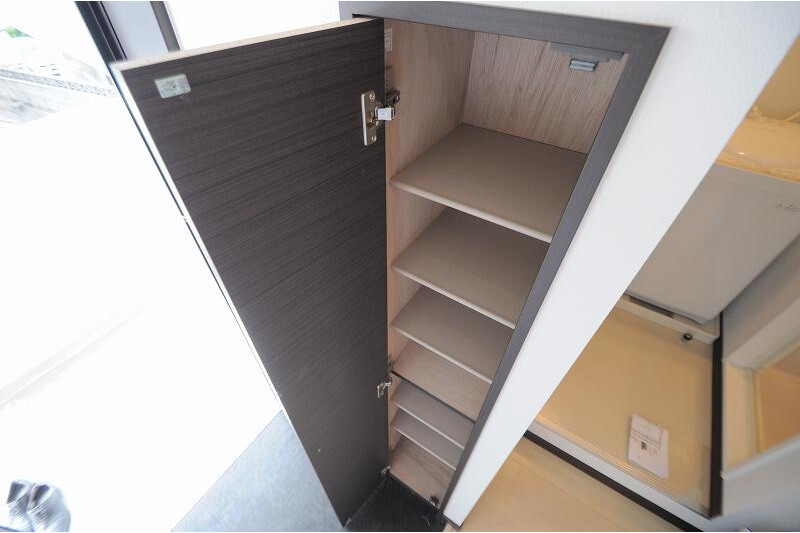 1K Apartment, Japan — image 2