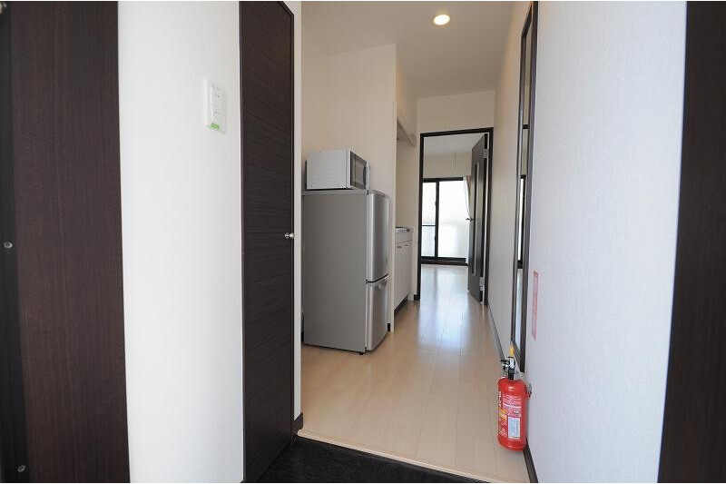 1K Apartment, Japan — image 7