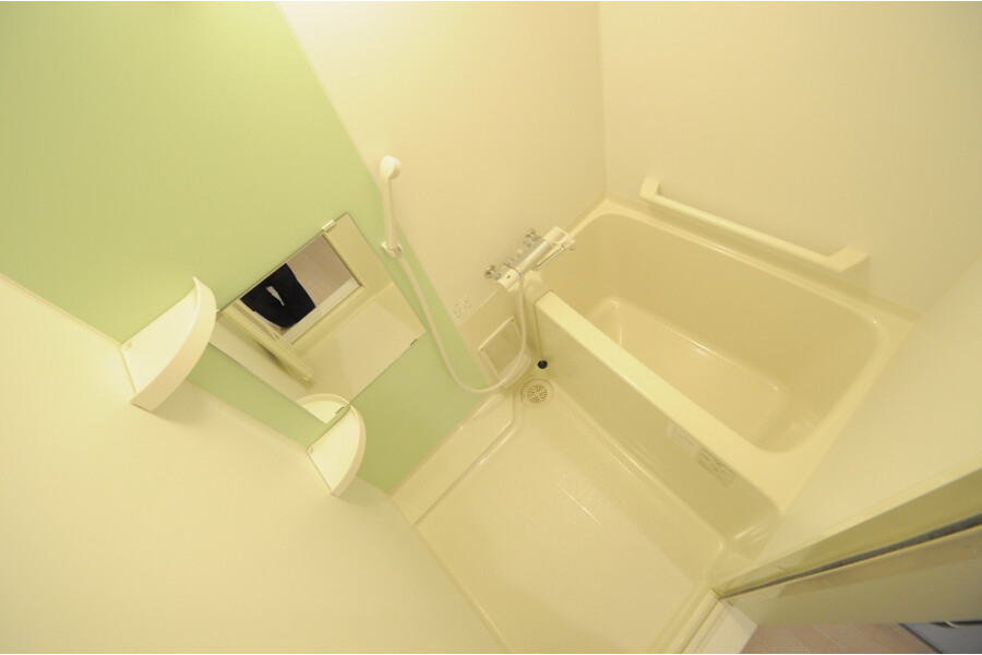 1K Apartment, Japan — image 8