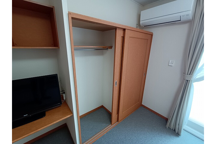 1K Apartment, Japan — image 3