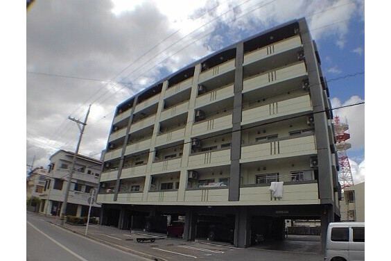 1K Apartment, Japan — image 9